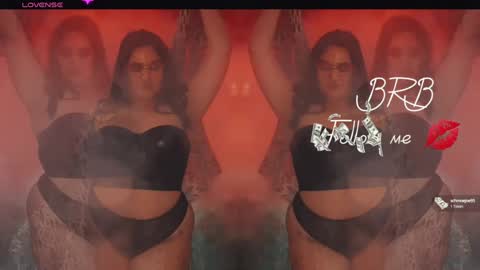 Snapshot of charming_sexuality chatting on January 7, 3:57 am insta  online show from January 7, 3:57 am