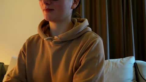 katie online show from February 3, 1:05 pm