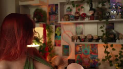 Snapshot of charmings_054 chatting on January 30, 5:17 pm Belle and Miley online show from January 30, 5:17 pm