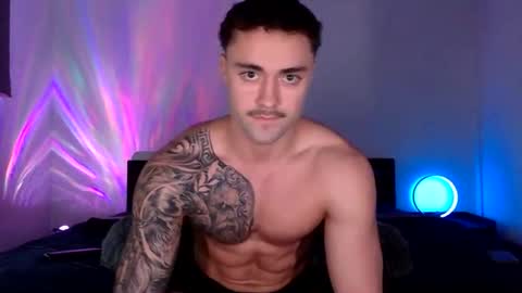 Chasereynolds44 online show from May 29, 8:34 am