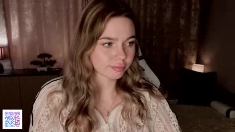 Emilia online show from May 29, 5:05 am