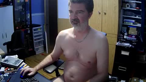 Snapshot of chatandfun666 chatting on October 31, 10:16 am wanaBeYourToy online show from October 31, 10:16 am