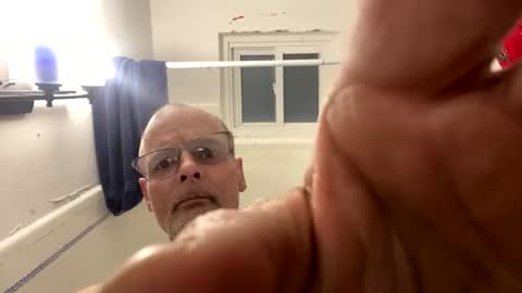 Steve M Vynckier Jr online show from June 17, 10:06 am