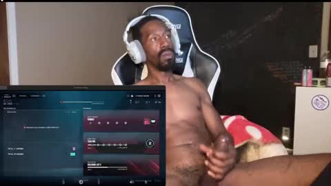 Snapshot of chatteebo chatting on December 14, 1:17 am chatteebo online show from December 14, 1:17 am