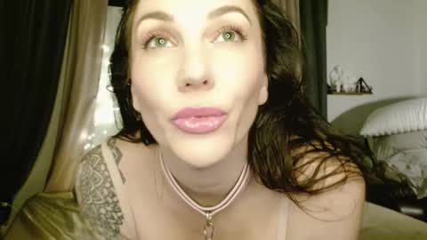 Snapshot of chaykneadscookie chatting on January 18, 2:59 am Cookie Chay online show from January 18, 2:59 am