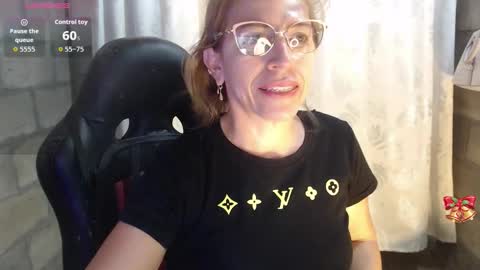 CHAYLA VICTORIA RUIZ  online show from March 15, 9:10 pm