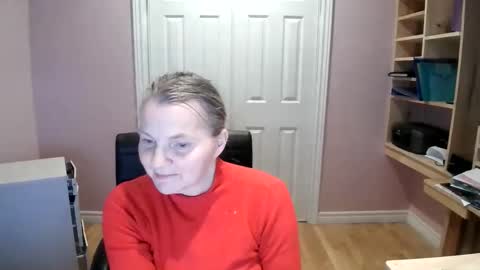 chealsiek online show from March 11, 9:54 pm