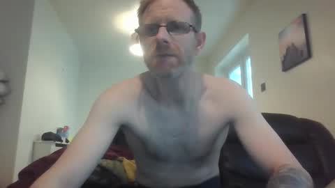 Snapshot of cheeky19841 chatting on December 25, 1:19 pm cheeky19841 online show from December 25, 1:19 pm