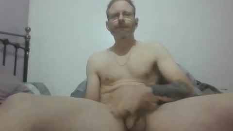 Snapshot of cheeky19841 chatting on October 24, 7:43 pm cheeky19841 online show from October 24, 7:43 pm