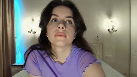 Snapshot of cheekypie_ chatting on April 18, 6:28 am Amelia online show from April 18, 6:28 am