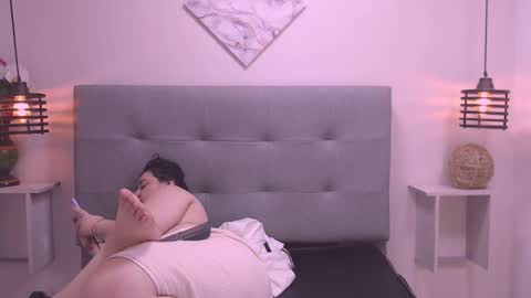 Snapshot of cheelsea_ chatting on December 11, 5:21 am cheelsea_ online show from December 11, 5:21 am