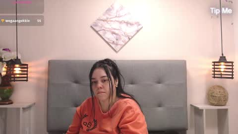 Snapshot of cheelsea_ chatting on December 28, 3:47 am cheelsea_ online show from December 28, 3:47 am