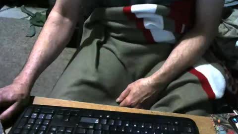 Snapshot of chefy999 chatting on October 18, 12:17 pm chefy online show from October 18, 12:17 pm