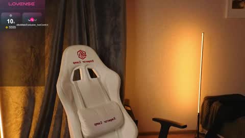 LUCASRYANPVT IS OPEN online show from May 25, 3:29 pm
