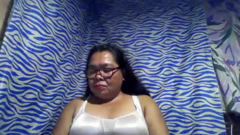 Snapshot of chenita_kits chatting on June 22, 12:13 pm chenita_kits online show from June 22, 12:13 pm