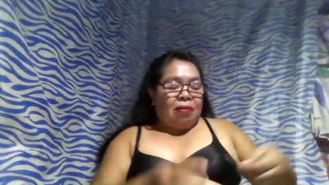 Snapshot of chenita_kits chatting on July 3, 11:38 am chenita_kits online show from July 3, 11:38 am
