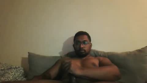 chennaibull1011 online show from May 30, 1:19 pm