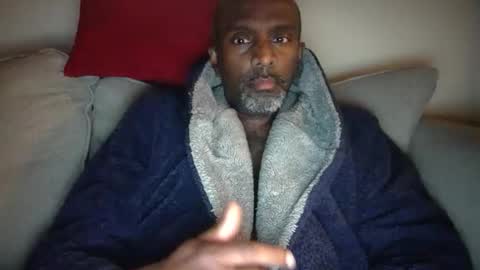 Snapshot of chenthu1979 chatting on March 21, 11:37 am chenthu1979 online show from March 21, 11:37 am