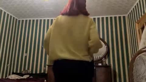 Snapshot of cherisegatchel chatting on February 18, 5:20 pm Emely online show from February 18, 5:20 pm