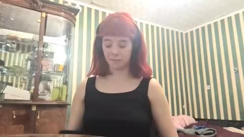 Snapshot of cherisegatchel chatting on February 21, 5:25 pm Emely online show from February 21, 5:25 pm