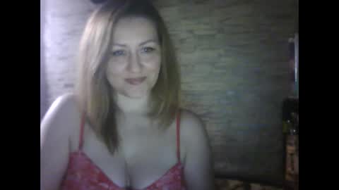 cherry04383 online show from February 26, 4:14 am