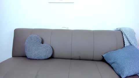 cherry_blossom77 online show from December 19, 12:34 pm