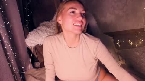 Snapshot of cherry_bomb19 chatting on May 2, 5:29 pm CherryBomb online show from May 2, 5:29 pm