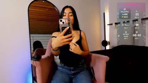 cherry_bunnyx online show from November 29, 3:31 am