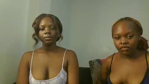 Snapshot of cherry_charm1 chatting on February 26, 9:03 pm Fafa online show from February 26, 9:03 pm