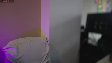 Snapshot of cherry_copper chatting on February 2, 12:37 pm cherryl online show from February 2, 12:37 pm