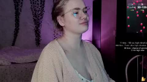 cherry_elfcat online show from May 11, 2:28 am