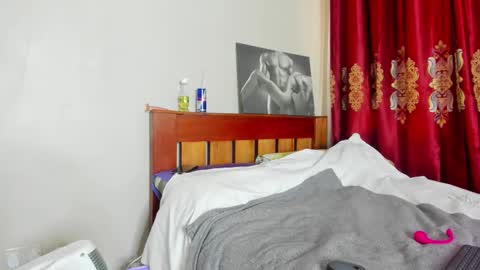 cherry_falls online show from October 21, 8:59 am