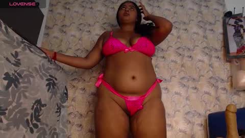 Ask me  online show from November 22, 11:15 pm