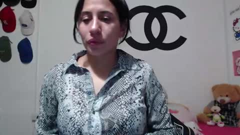 Snapshot of cherry_hc chatting on February 4, 1:56 am Nezumy Rey  online show from February 4, 1:56 am