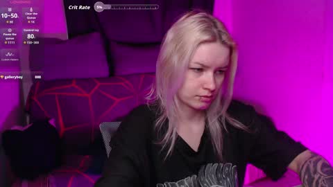 Snapshot of cherry_night666 chatting on April 27, 10:52 pm Morty online show from April 27, 10:52 pm