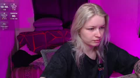 Snapshot of cherry_night666 chatting on June 21, 9:06 pm Morty online show from June 21, 9:06 pm