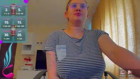 mayra online show from December 16, 11:15 am