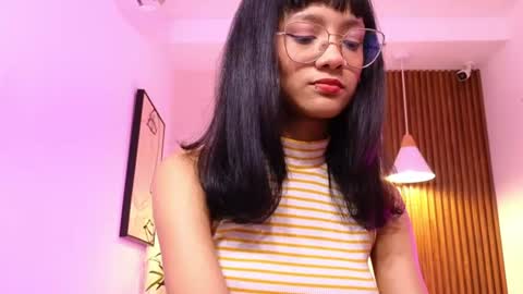 Snapshot of cherry_vixen_ chatting on June 23, 6:17 pm Sery online show from June 23, 6:17 pm