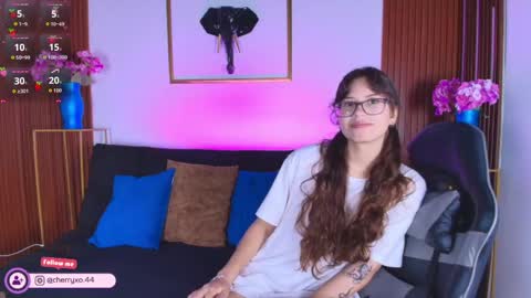 Cherry online show from May 4, 8:27 pm