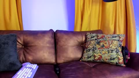 Cherry Glow  online show from November 14, 7:45 pm