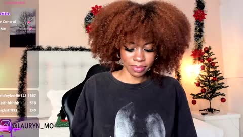 Cherry Lady online show from December 27, 4:04 am