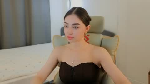 Snapshot of cherrylatte_ chatting on July 27, 7:10 pm Kate3 online show from July 27, 7:10 pm