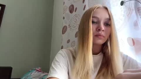 Lei online show from July 18, 3:54 am