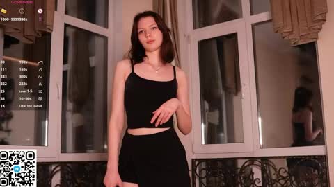 Loise online show from May 26, 5:42 pm