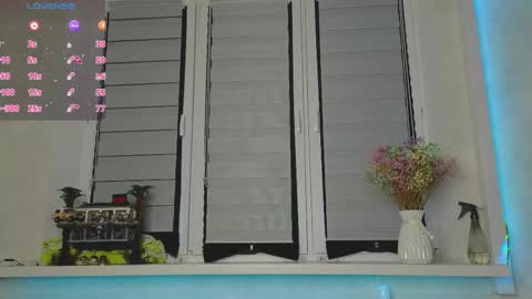 Lysia online show from February 25, 1:43 pm