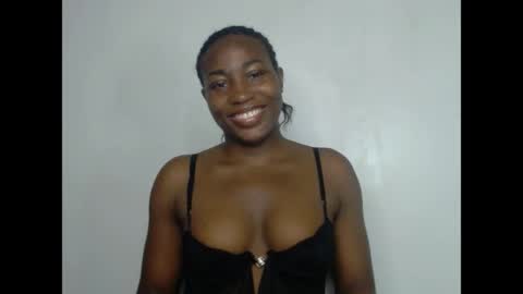 Snapshot of cherrywetpussy chatting on May 19, 11:05 am cherrywetpussy online show from May 19, 11:05 am