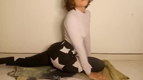 Cherry  online show from January 1, 1:58 am