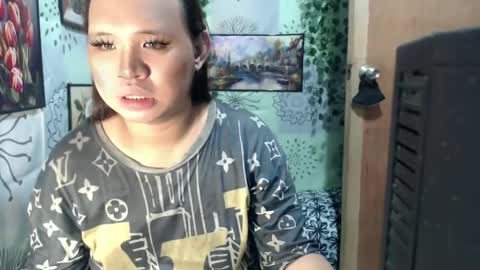 Snapshot of chescahotxxxl chatting on December 5, 10:23 am chescahotxxxl online show from December 5, 10:23 am