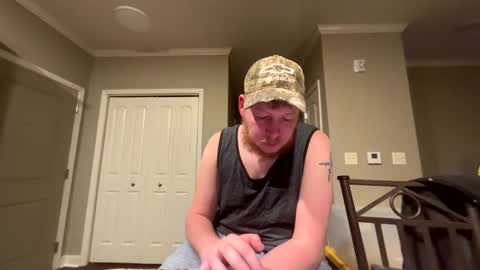 chevycamaro1978 online show from February 13, 8:06 am