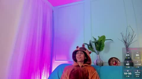 Cheys online show from May 12, 6:49 pm